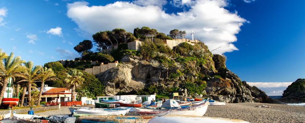 Do you need a transfer from Almuñecar to Málaga airport | This will help you!