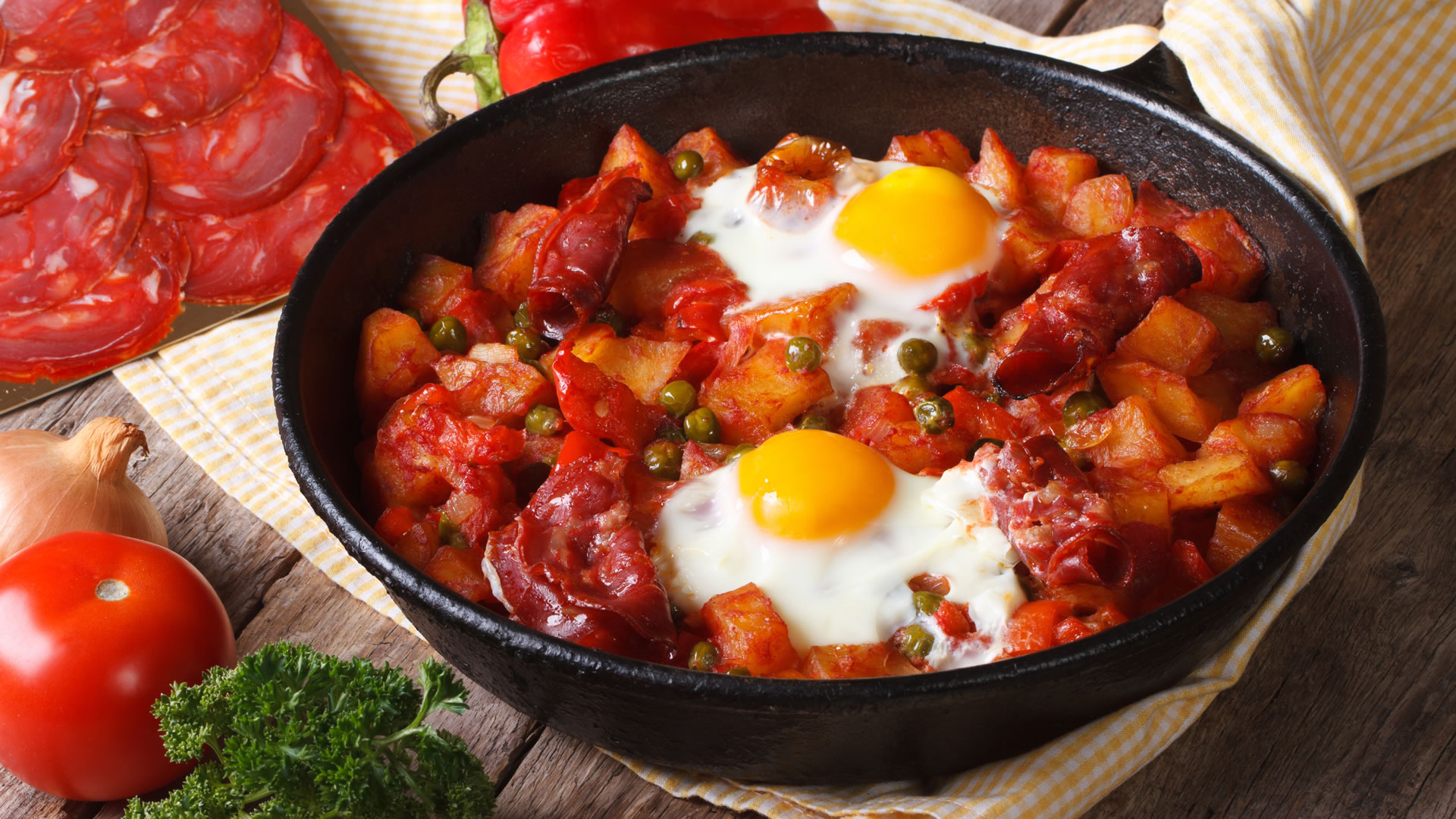Huevos-a-la-flamenca-el-plato-por-excelencia-de-Sevilla