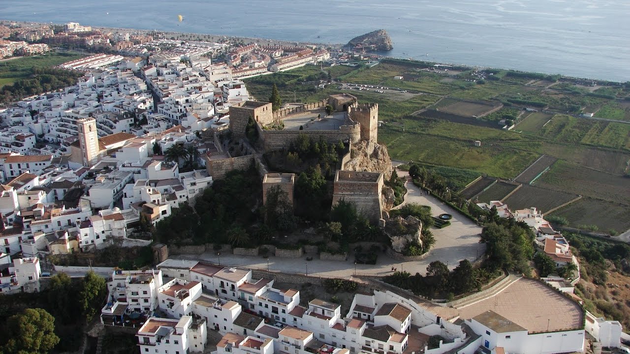 Searching for a transfer to Salobreña from Malaga Airport?