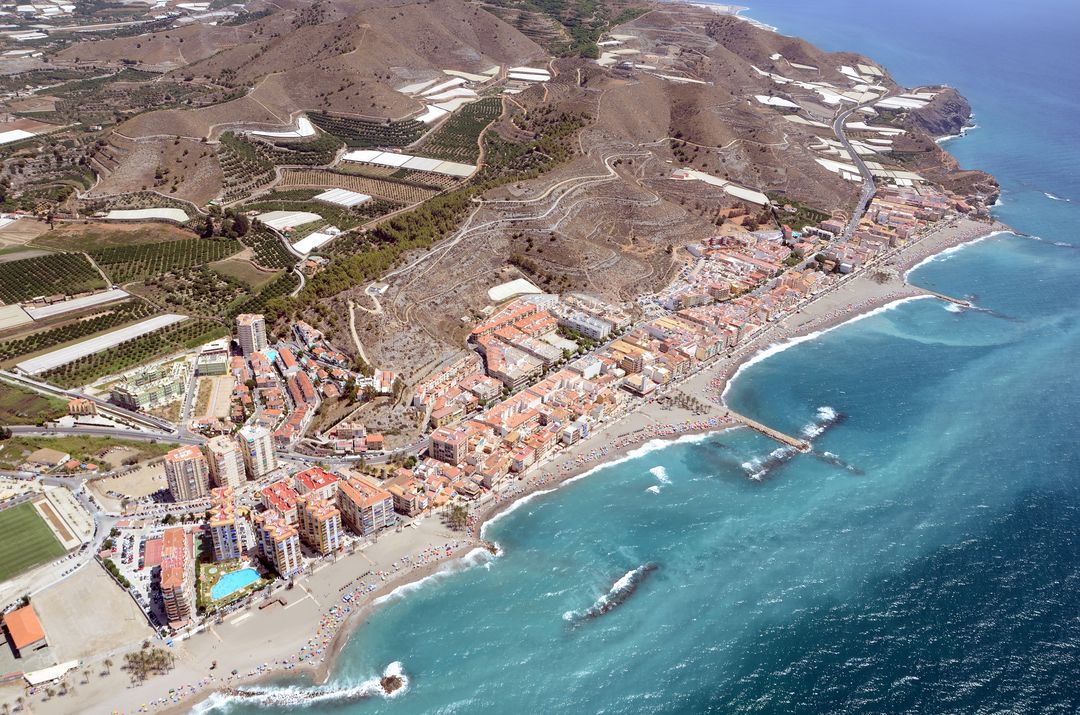 Are you searching for a transfer to Torrenueva from Malaga Airport?